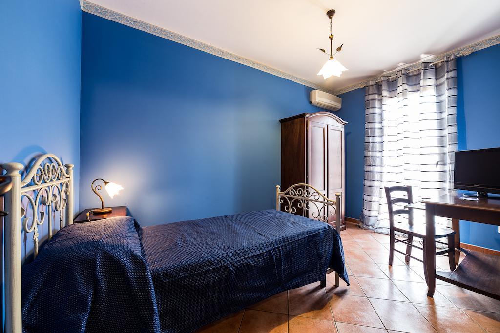 Bed And Breakfast Marina D'Aspra Bagheria Quarto foto